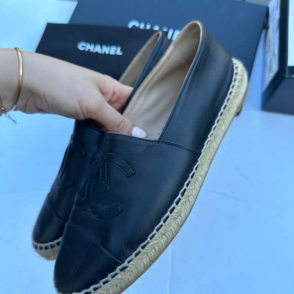 Chanel CC Espadrilles Flat Loafers Sz 40 Lambskin Leather Black - Picture 9 of 16